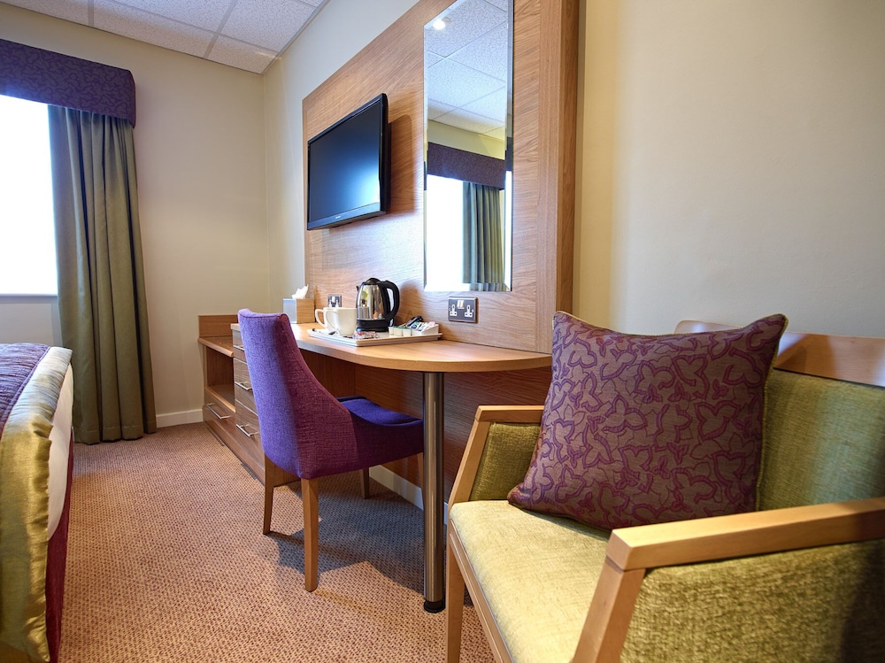 Briar Court Hotel 55/70