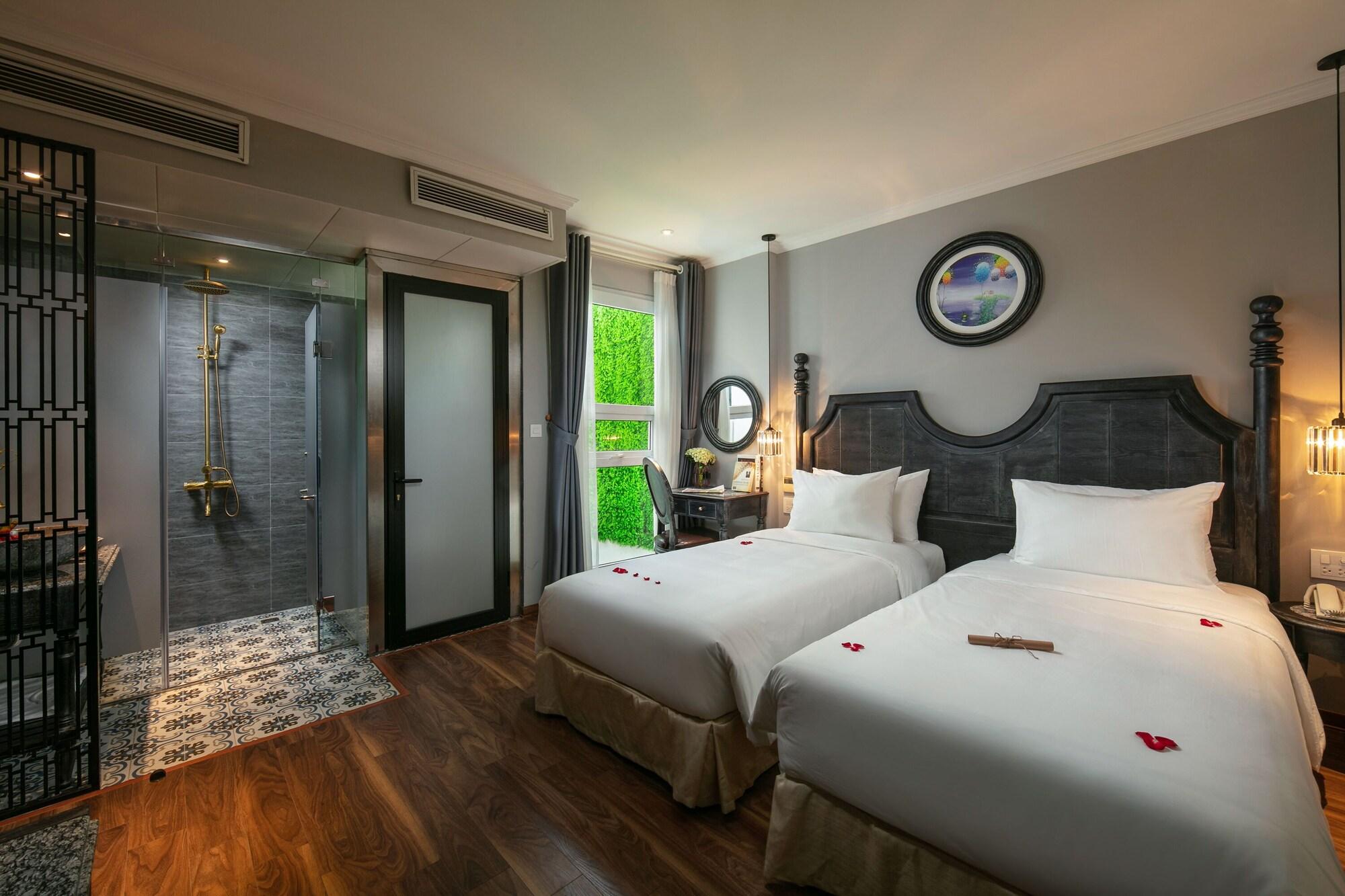 Shining Central Hotel & Spa 11/29