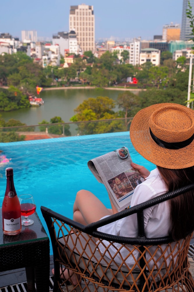 The Oriental Jade Hotel Hanoi 44/50