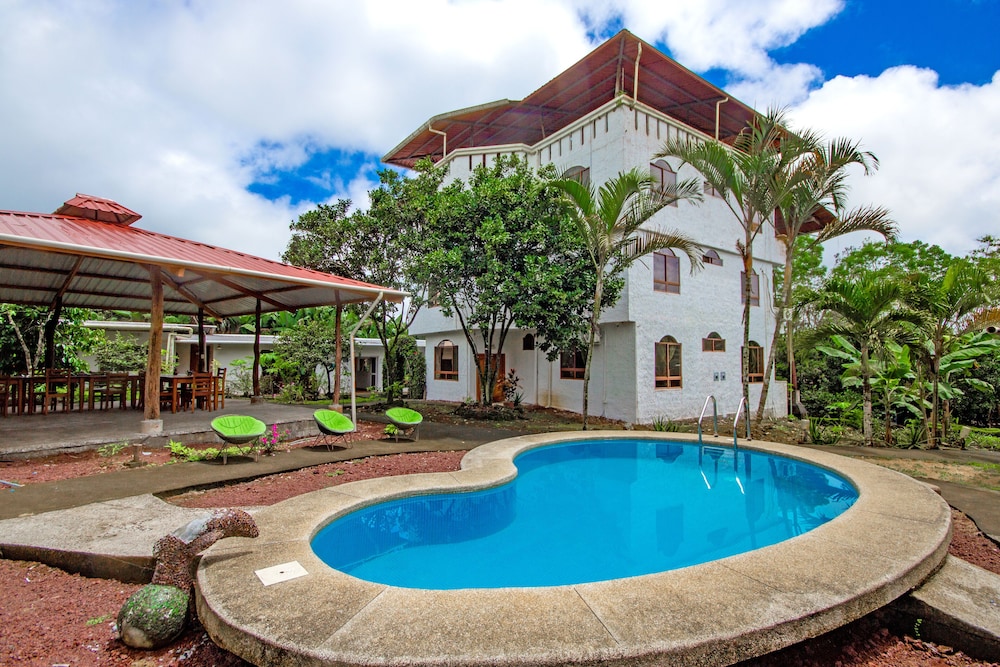 Twin Lodge Galapagos Hotel 1/68