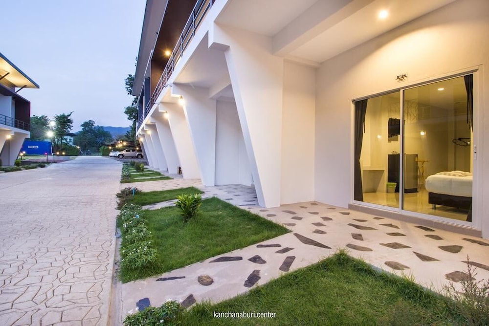 Makan Resort 37/43