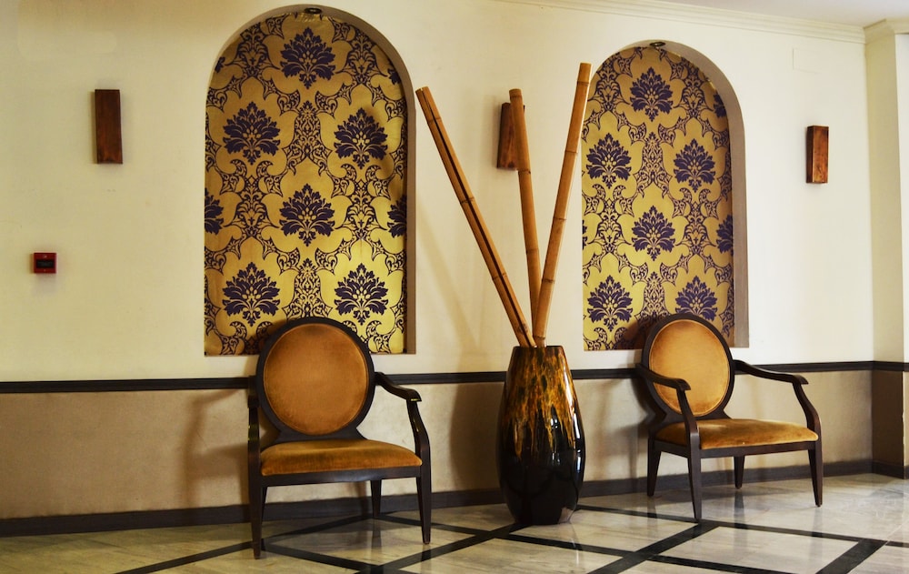 Hotel Reyes Ziries 36/63