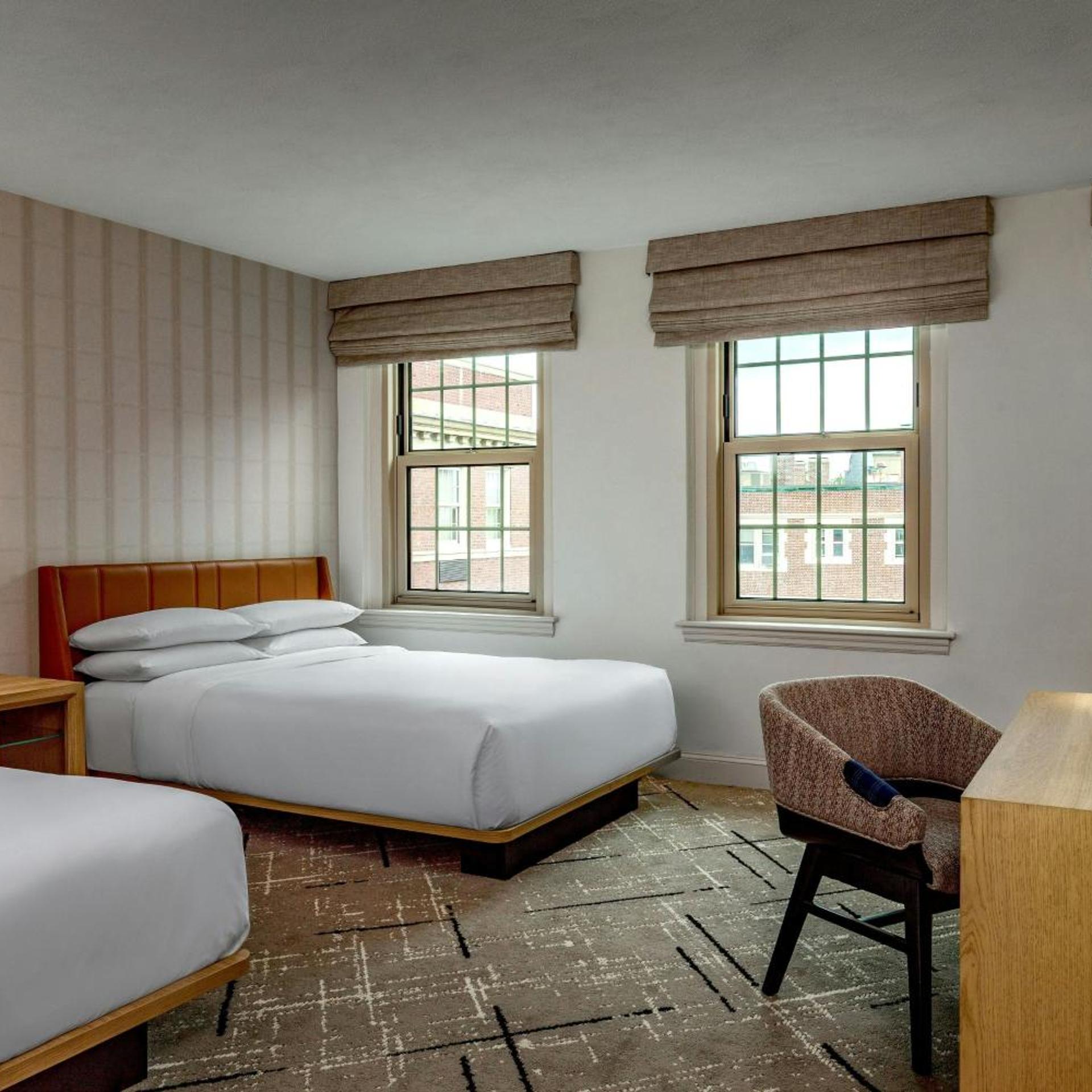 Room at Sheraton Commander Hotel, CAMBRIDGE - MA