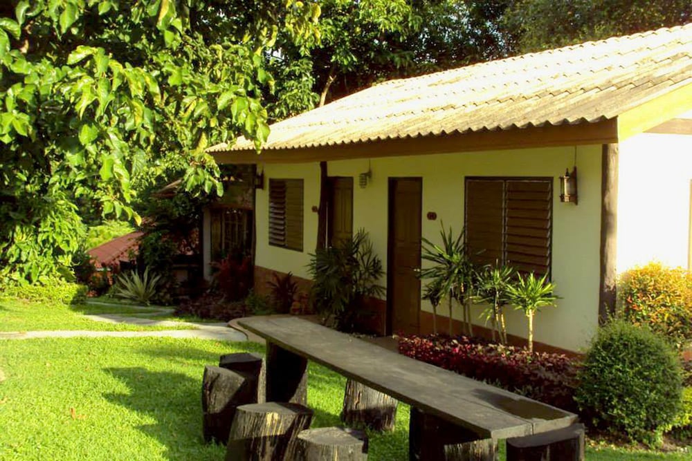 Baan Phuthadol 10/41