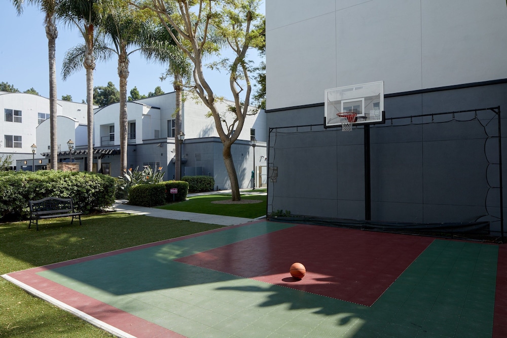 Residence Inn San Diego Carlsbad 12/50