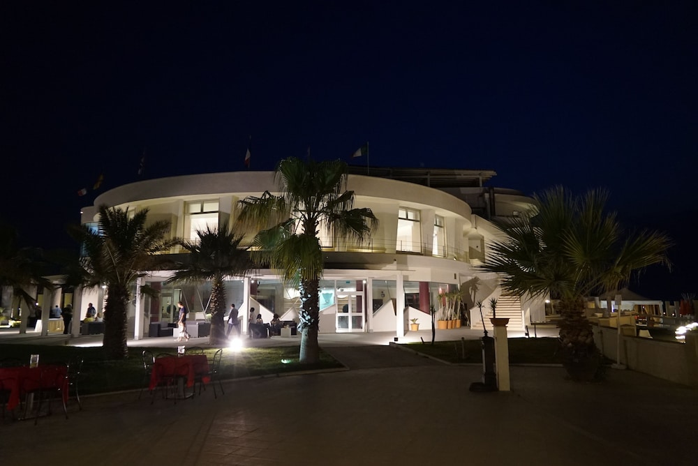 HOTEL DEL SOLE RESORT 2/39
