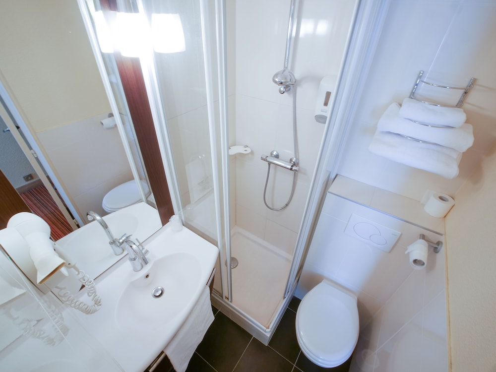 Hotel Inn Design Resto Novo Alencon 51/55