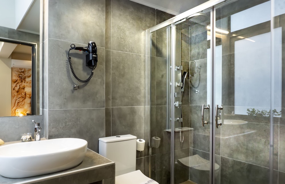 Pallada Athens Boutique Rooms and Apartments 38/43