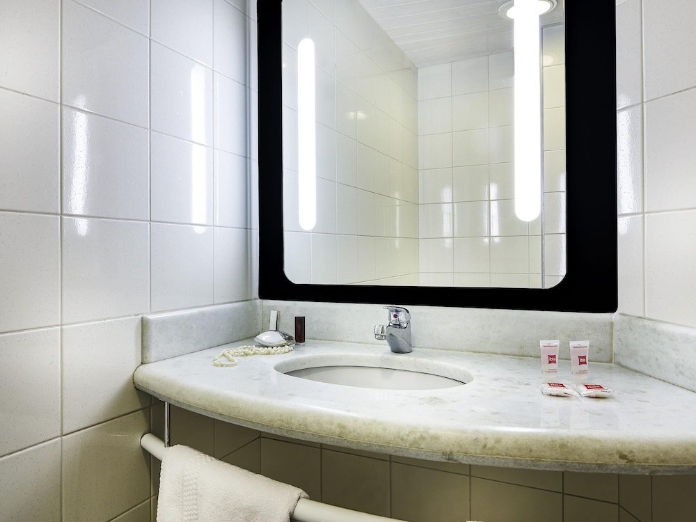 Ibis Taubate 55/55
