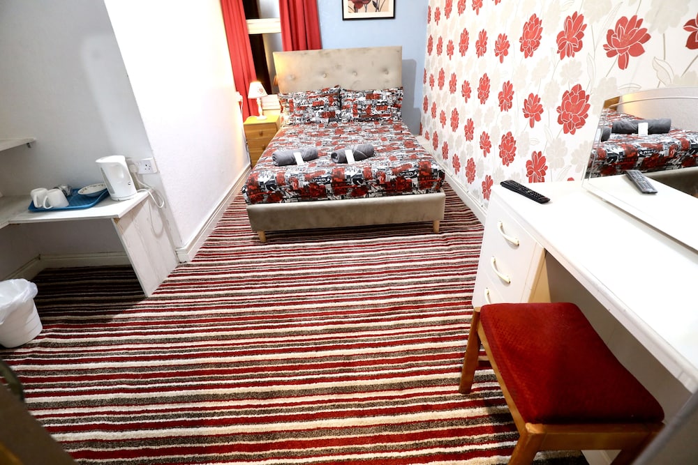 Blackpool Central Hotel 40/50