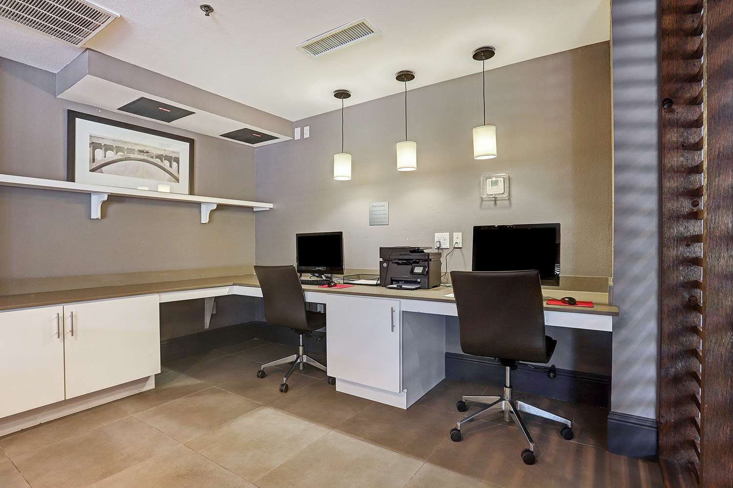 Ramada by Wyndham Houston Westchase 8/10