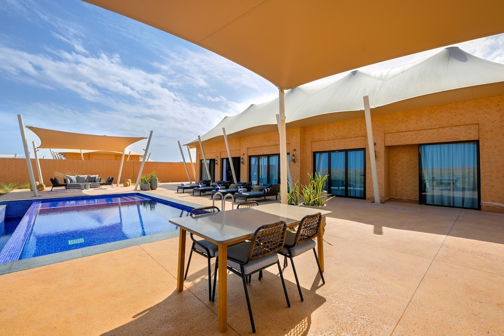 Al Badayer Sharjah Resort 50/67