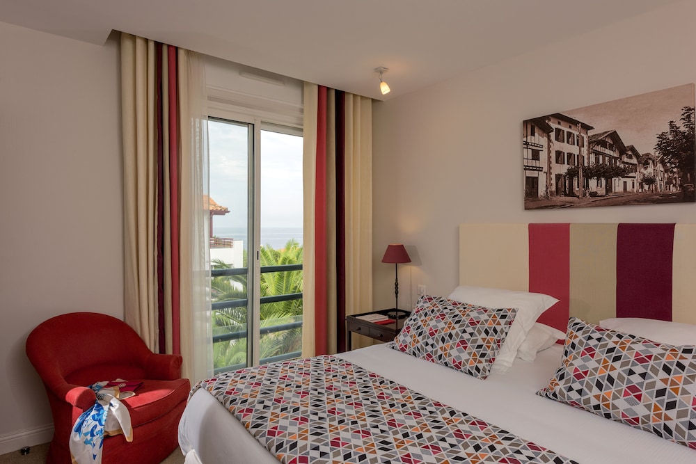 Hotel La Reserve 14/77