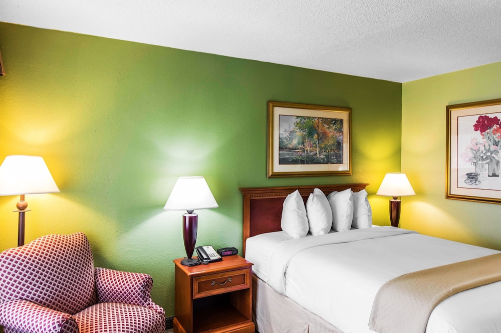 Quality Inn & Suites Waycross 18/45