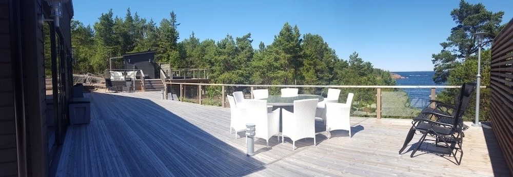 HOTEL HAVSVIDDEN 67/70
