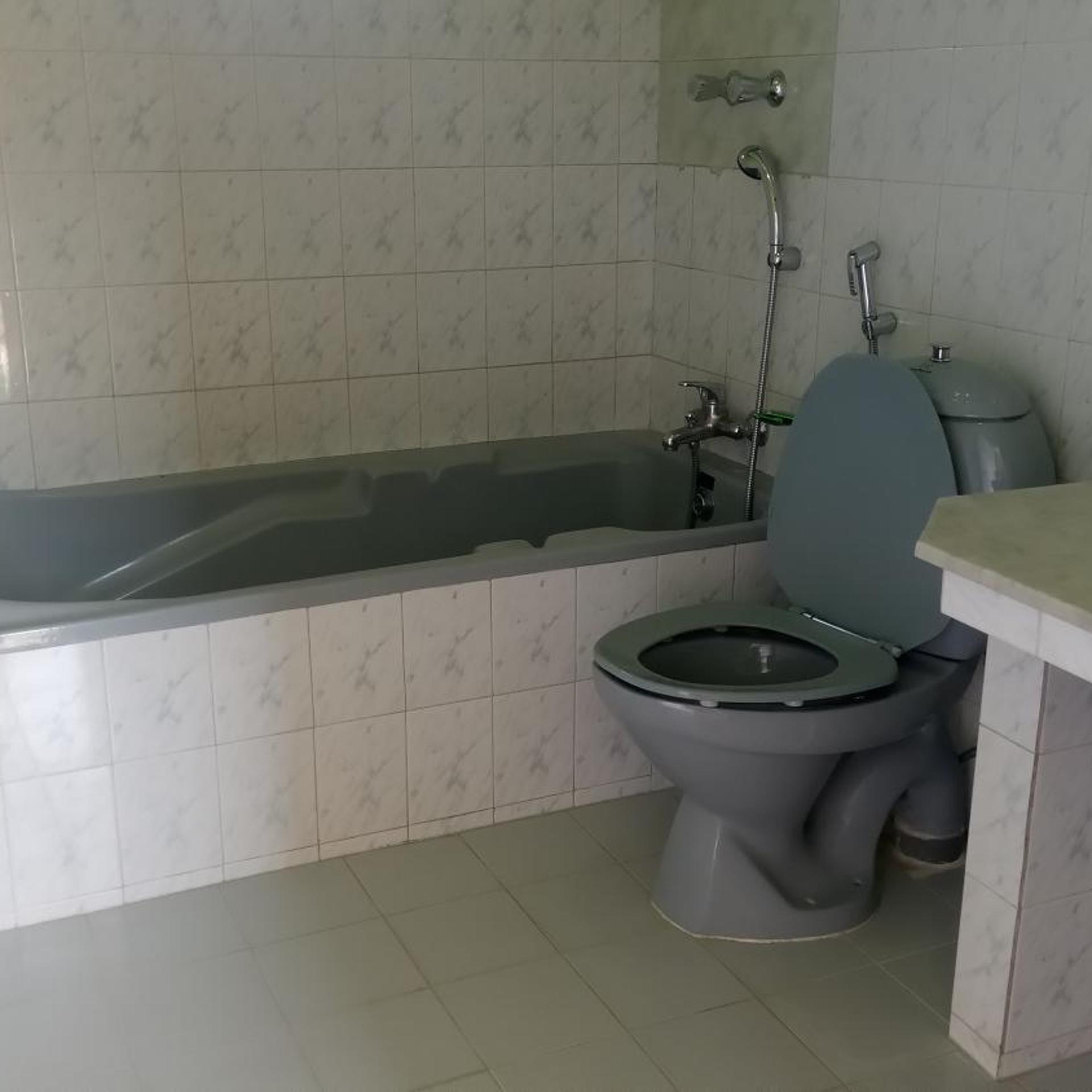 New Pokhara Lodge 50/51