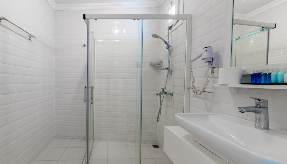OTEL MAVI BEYAZ 47/50