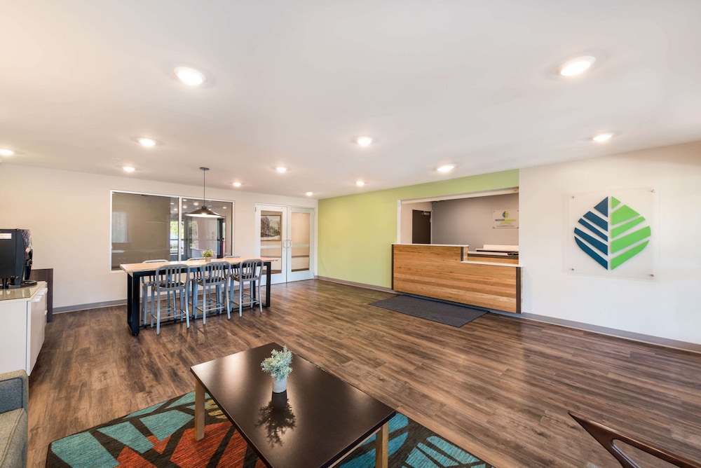 WoodSpring Suites Greensboro - High Point North 36/51