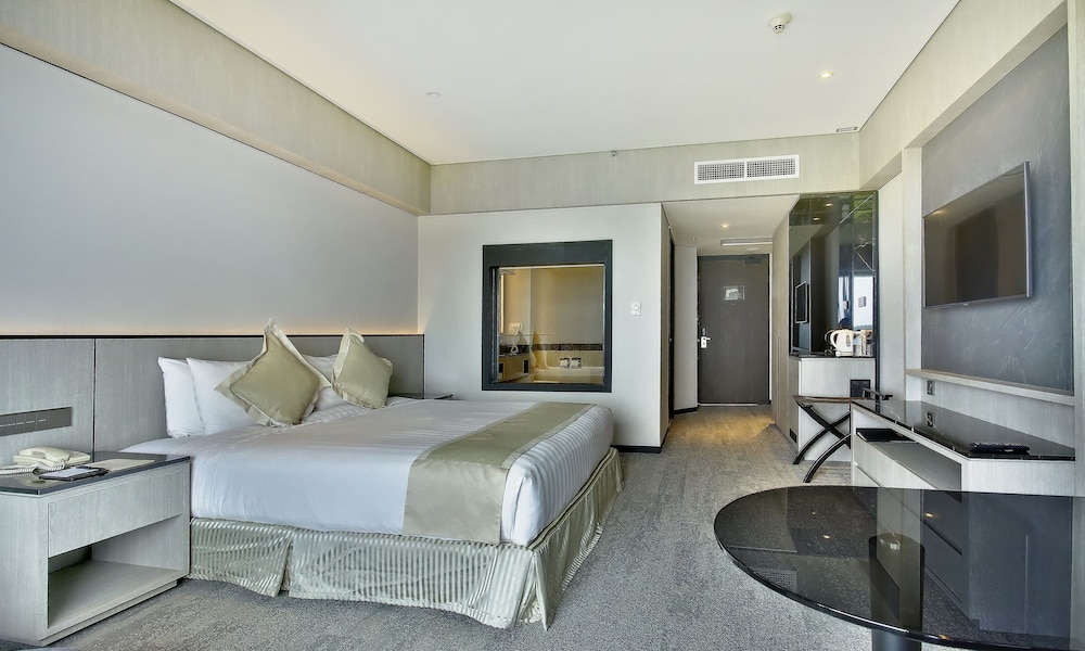The Pacific Sutera Hotel 24/57