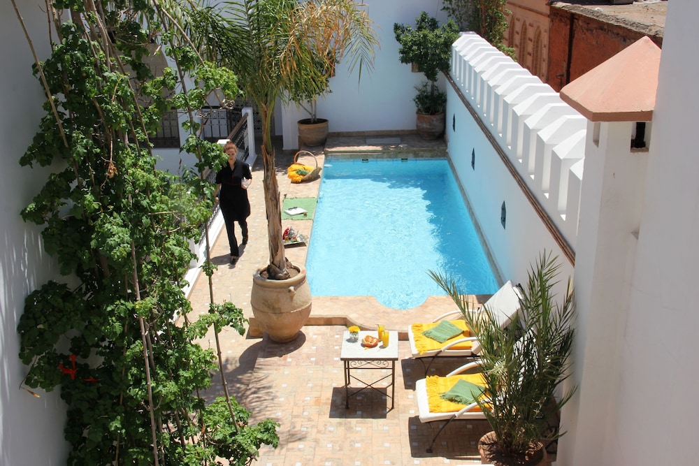 Riad Clementine 53/61