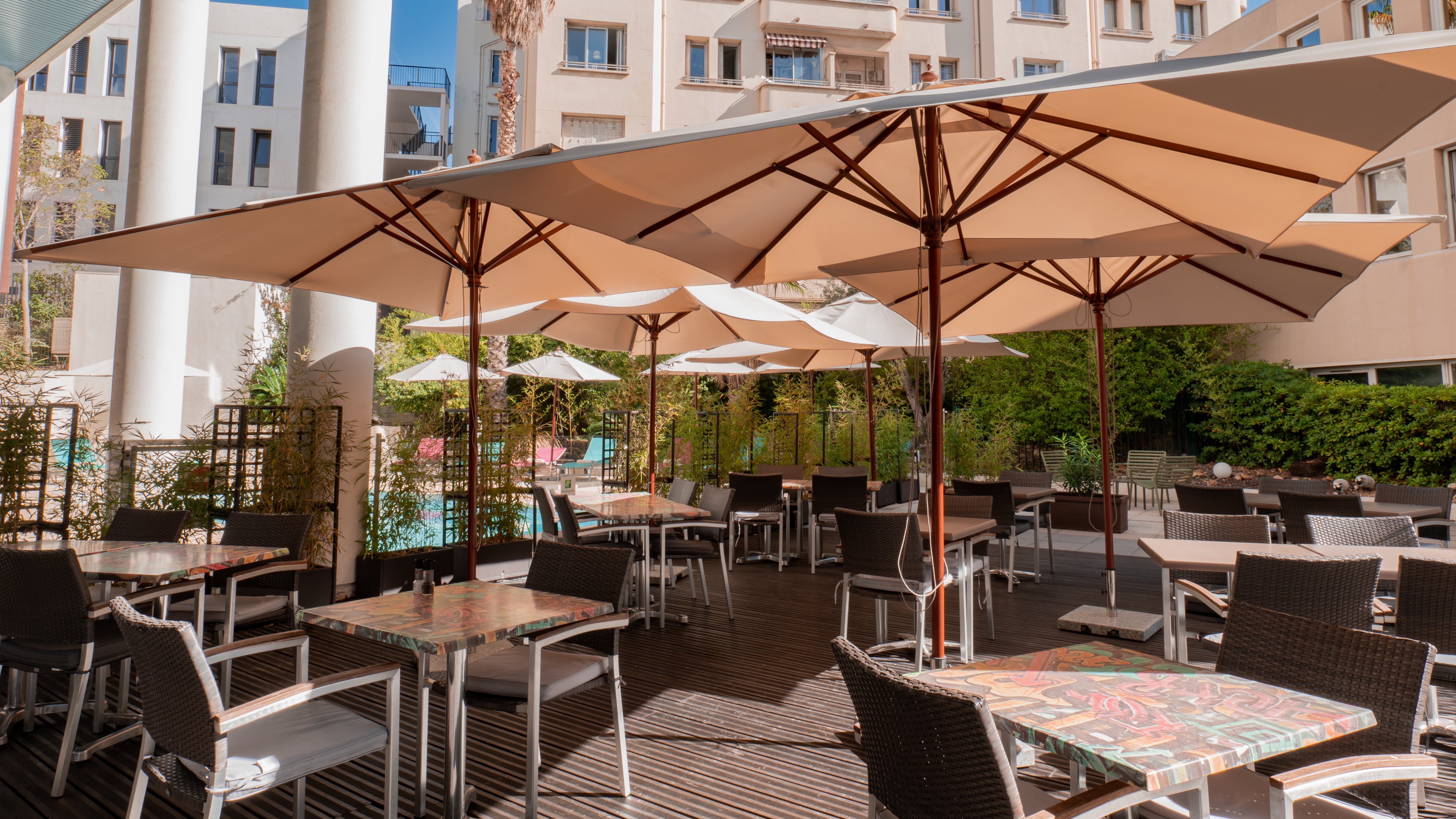 Holiday Inn Toulon City Centre 46/56