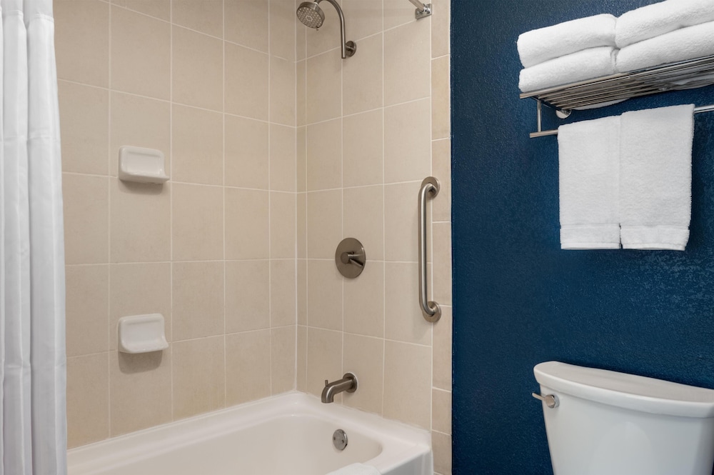 Best Western Watertown Fort Drum 54/55