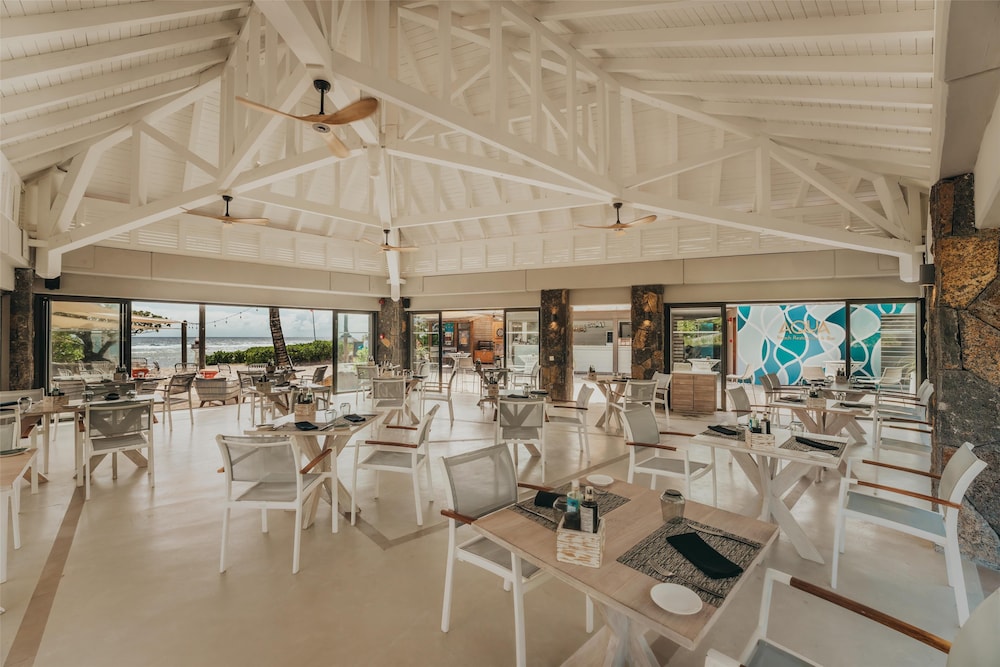 Radisson Blu Poste Lafayette Resort And Spa Adults Only 34/48