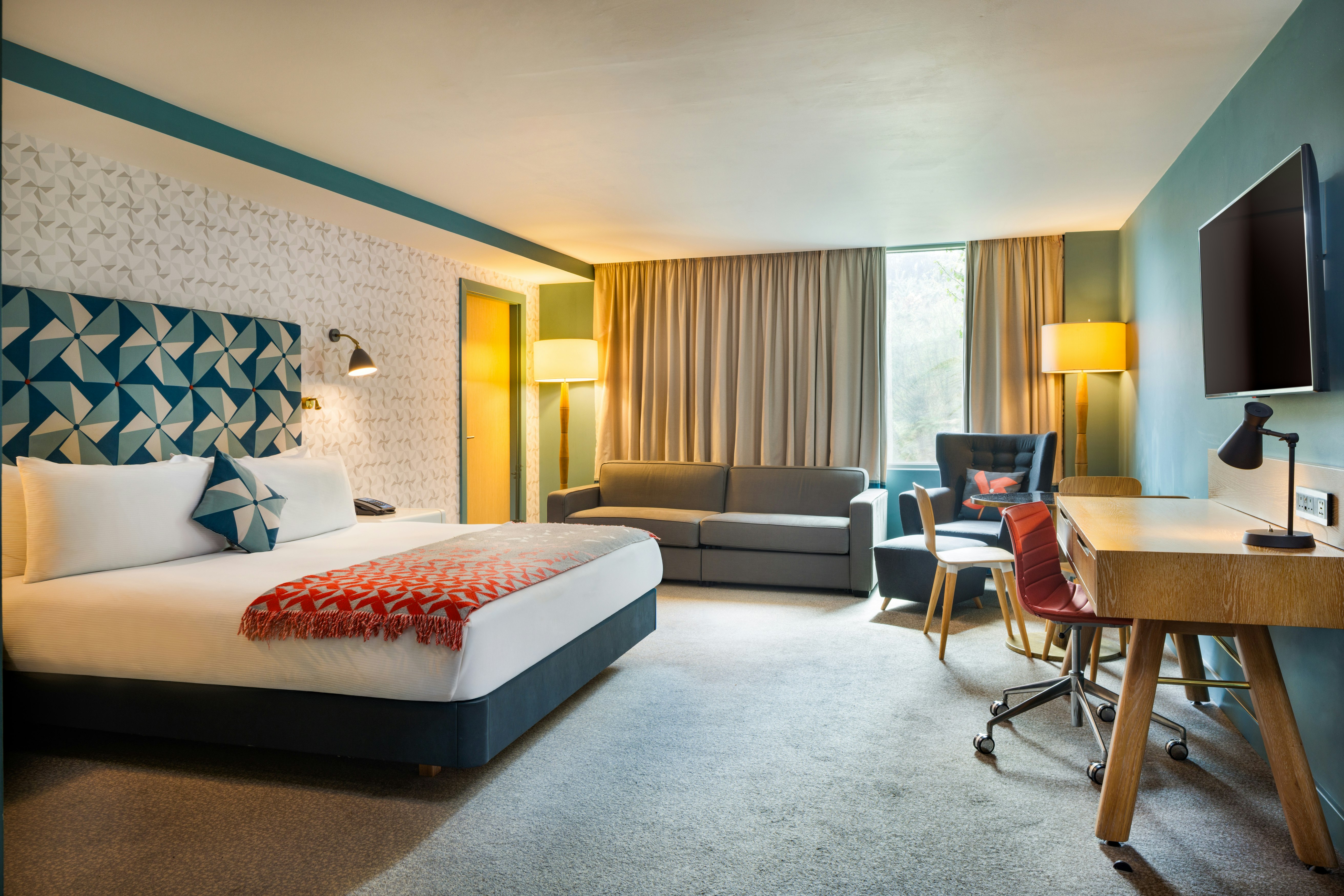 غرفة عائلية بسرير كينج، Hilton Bournemouth 2/10