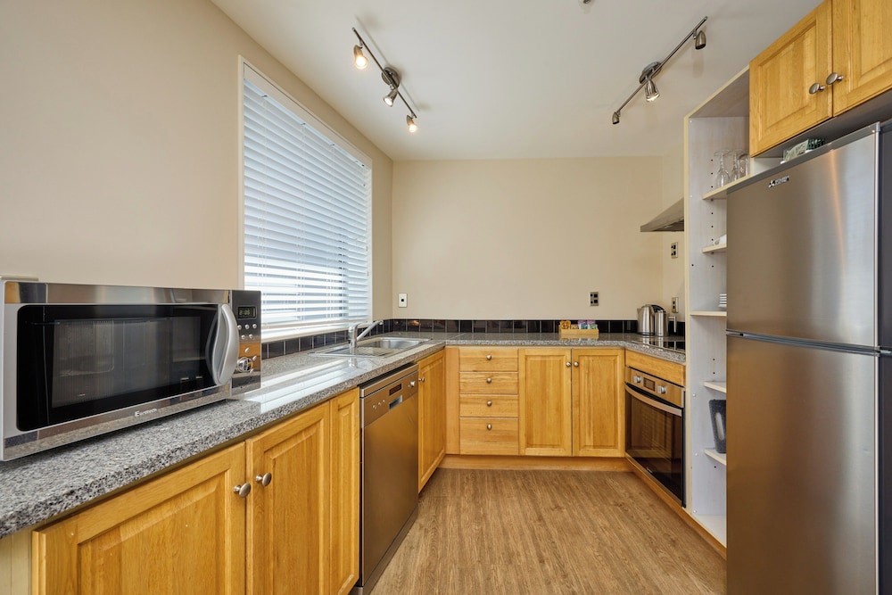 Kaikoura Waterfront Apartments 9/50
