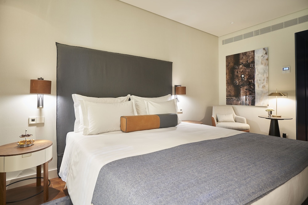 PortoBay Flores 7/24