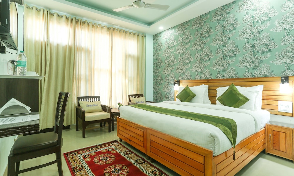 غرفة قياسية بسرير كينج، Treebo Roshan House 5/10