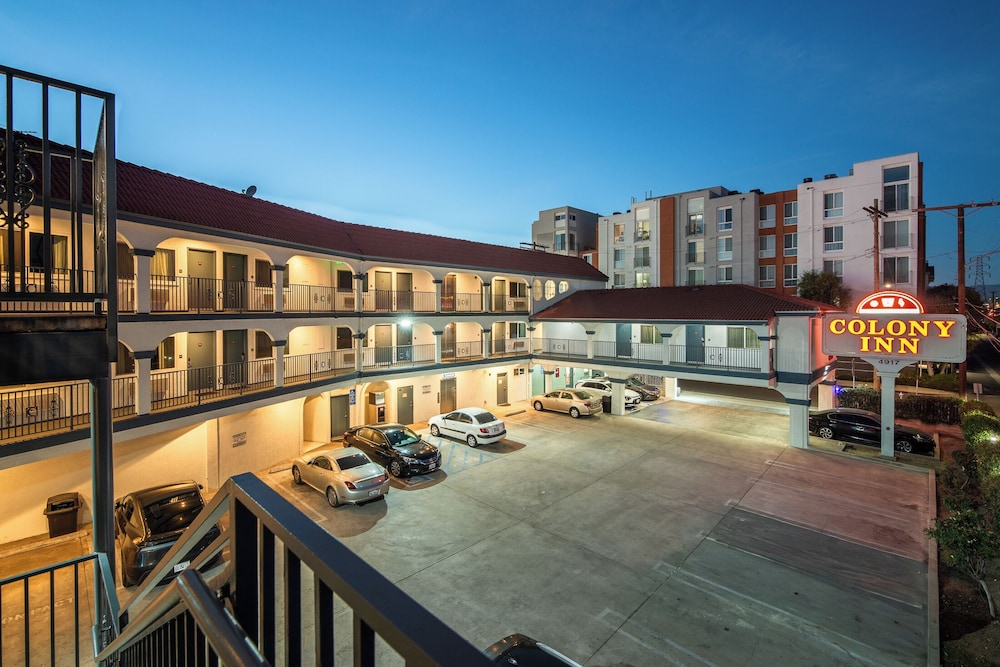 Colony Inn North Hollywood 53/62