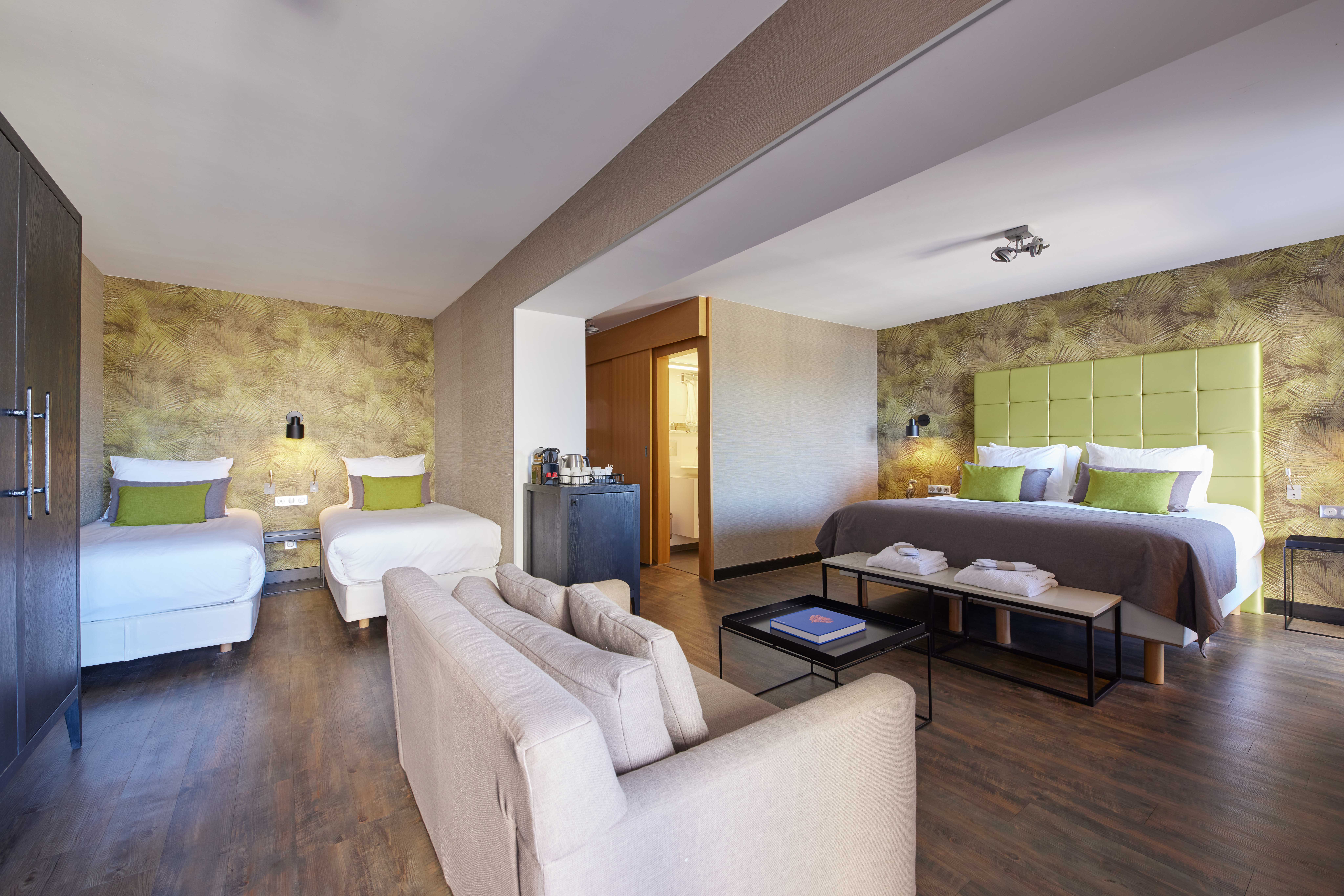 جناح عائلي بشرفة، Hotel Saint Aygulf 2/8