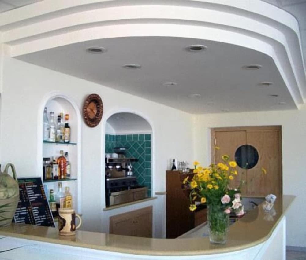 Hotel Villa Ireos 10/50