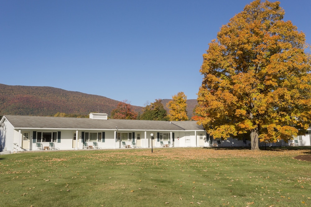 The Palmer House Resort, an Ascend Collection Hotel 46/50
