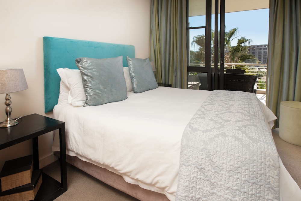 Mountain Marina Luxury Apartments 19/50