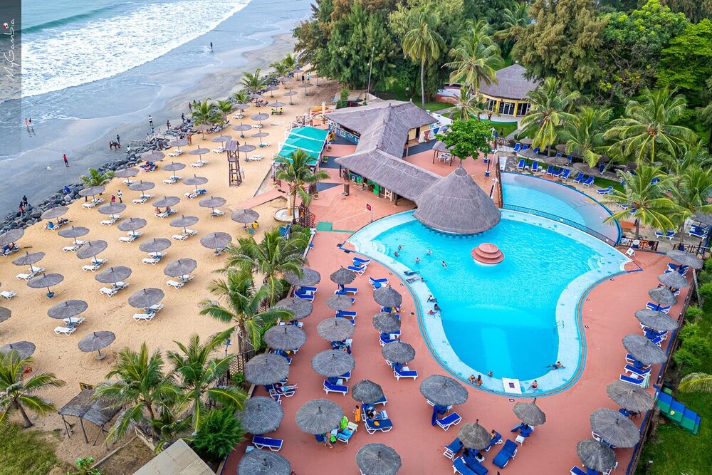 Senegambia Beach Hotel 66/73