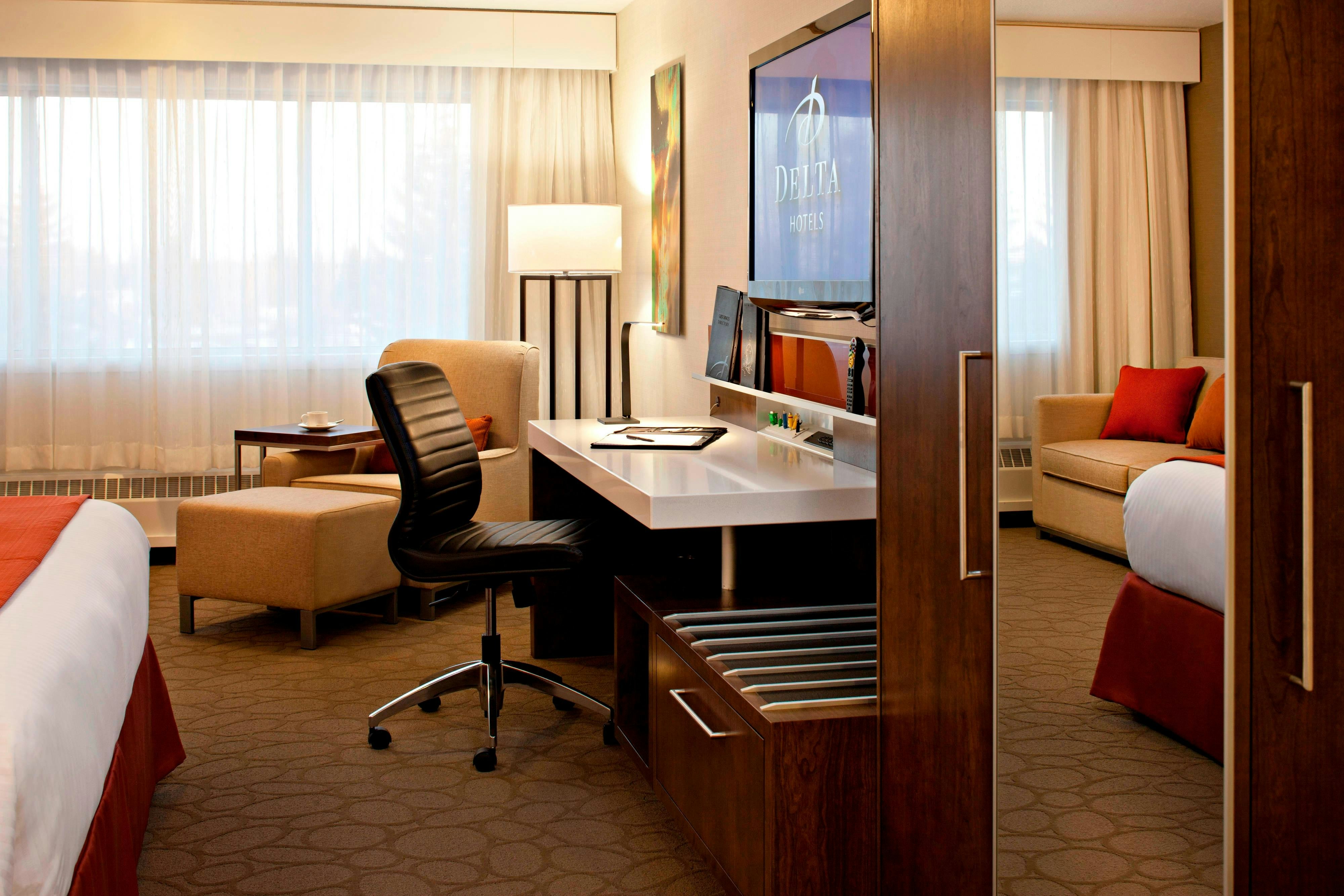 Delta Hotels By Marriott Calgary South 23/26