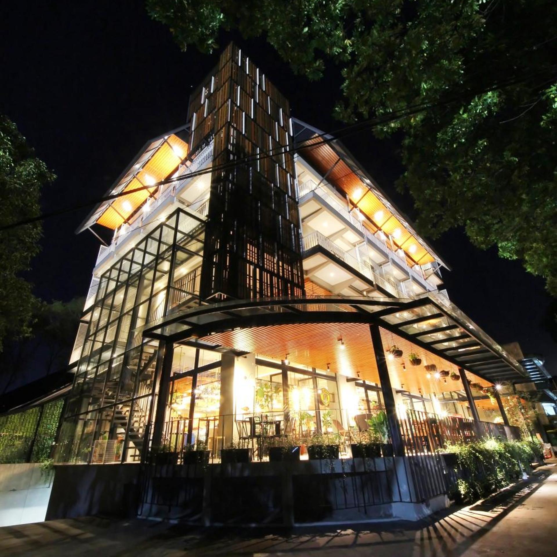 Hay Bandung 1/50