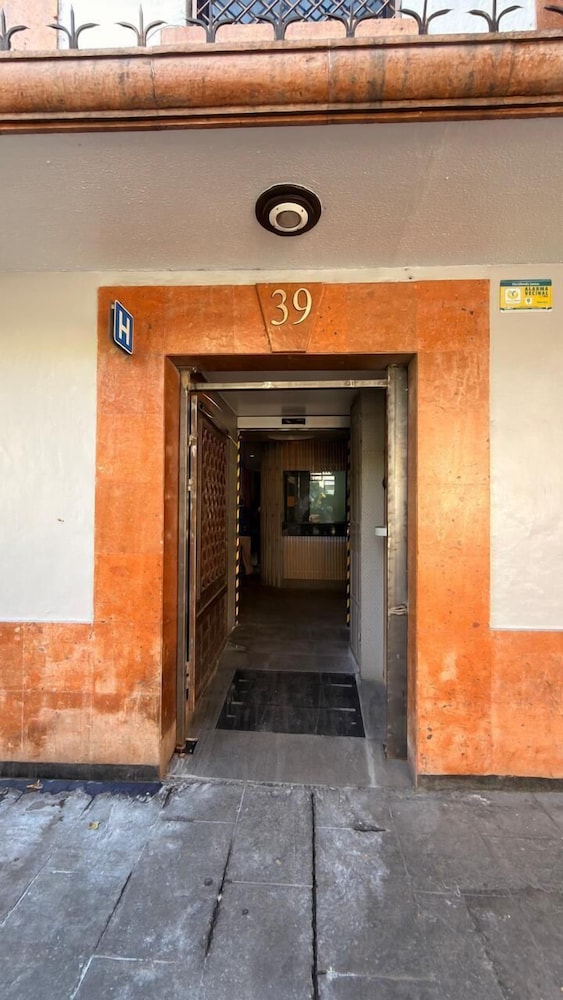 Hotel Sonora 5/51