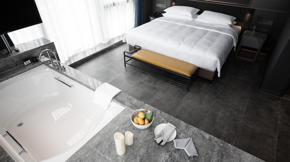 Lucid Xixi Hotel 26/57