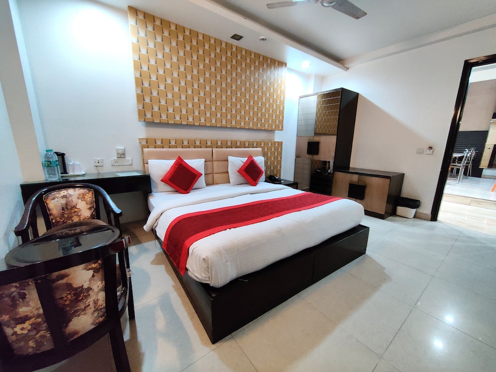 HOTEL DELHI PRIDE 10/42