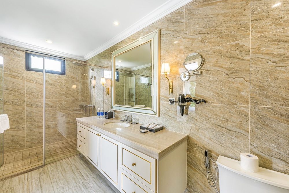 Melia Vinpearl Cua Hoi Affiliated by Melia 21/61