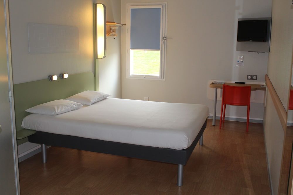 Ibis Budget Laval 16/67