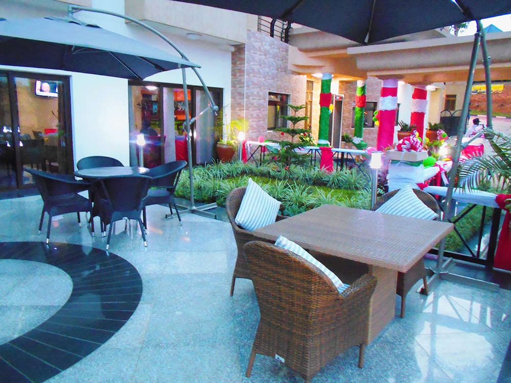 Hill View Hotel &amp; Apartments 29/49