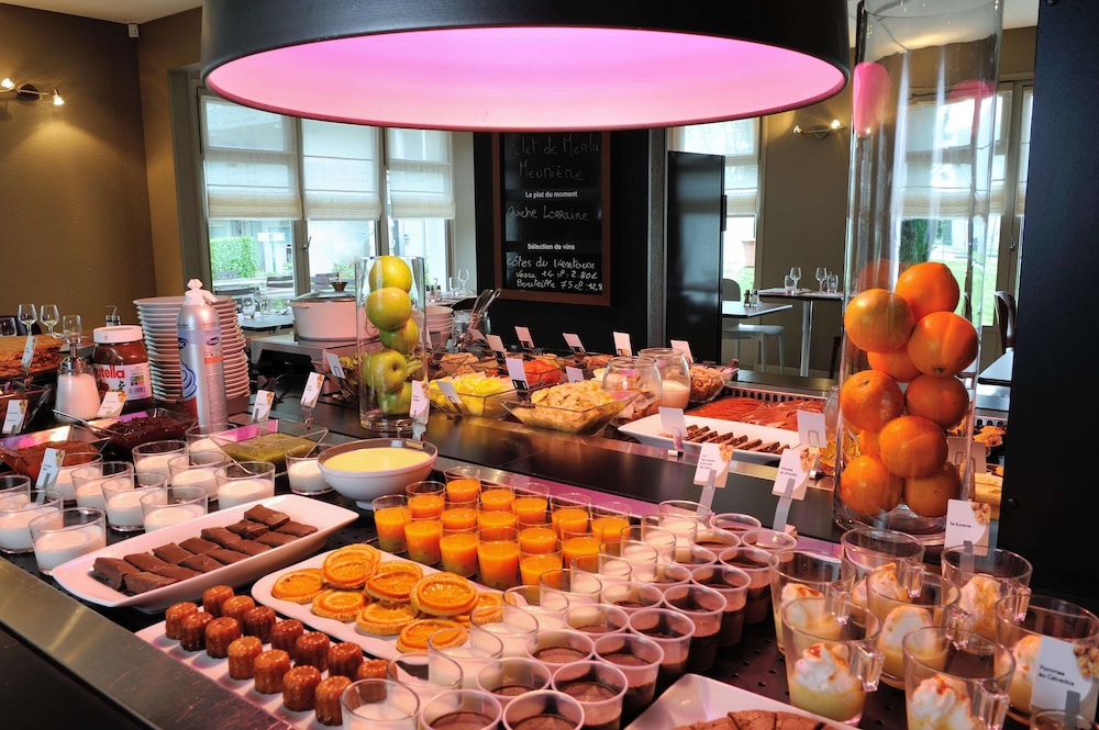 restaurant-cafeteria