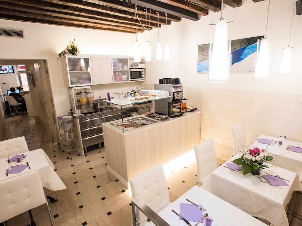 Hotel Ca Lucrezia 41/50
