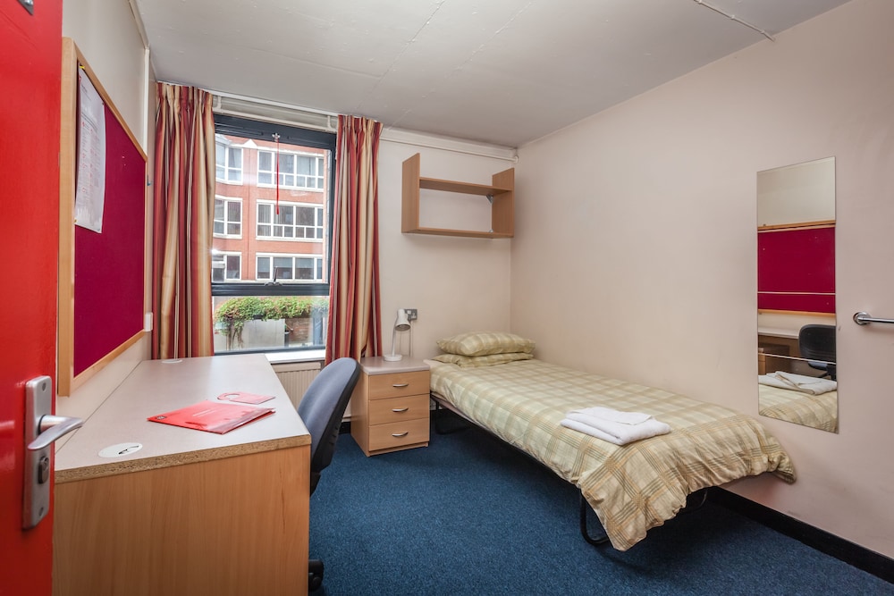 LSE Rosebery Hall 10/50