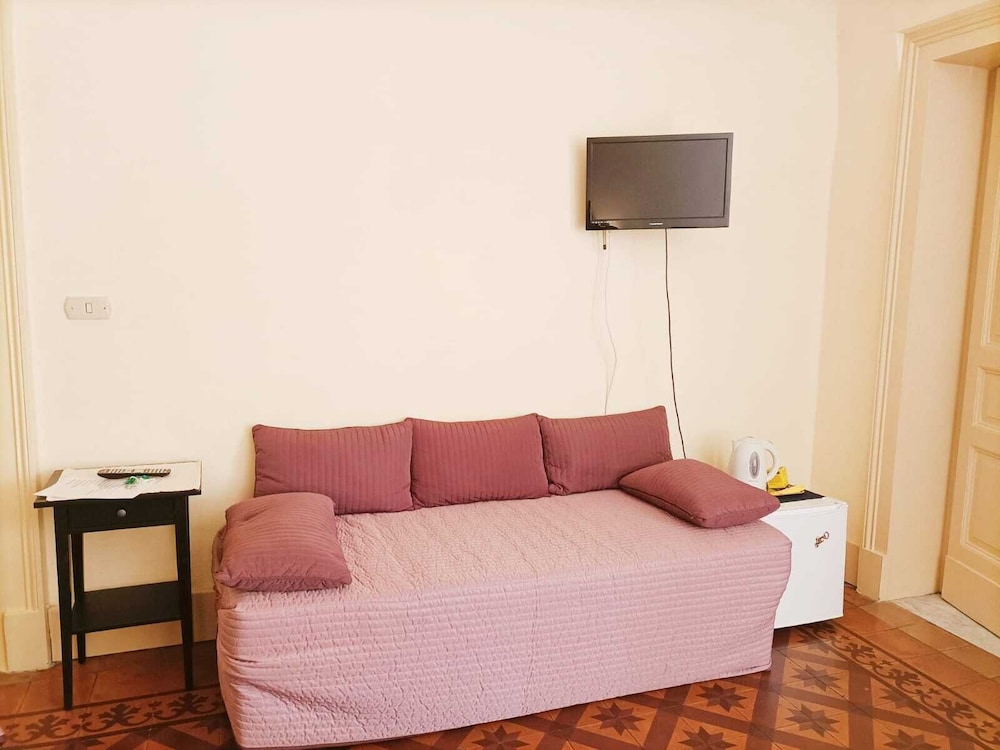 Ivana B&amp;B 61/76