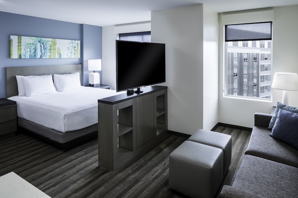 Hyatt House Tempe / Phoenix / University 10/50